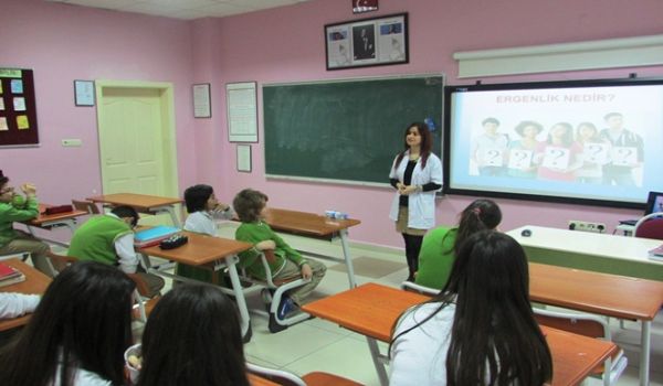 aycuma Koleji rencilerine Ergenlik Semineri - 0