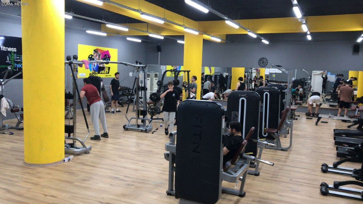 Fitness salonları tam kapasite çalışıyor