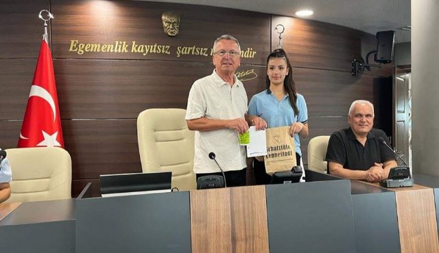 Almanya'dan dönen öğrencilerden ziyaret 