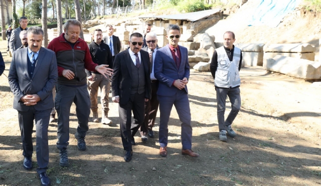 Vali, Tios Antik Kenti’ni ziyaret etti