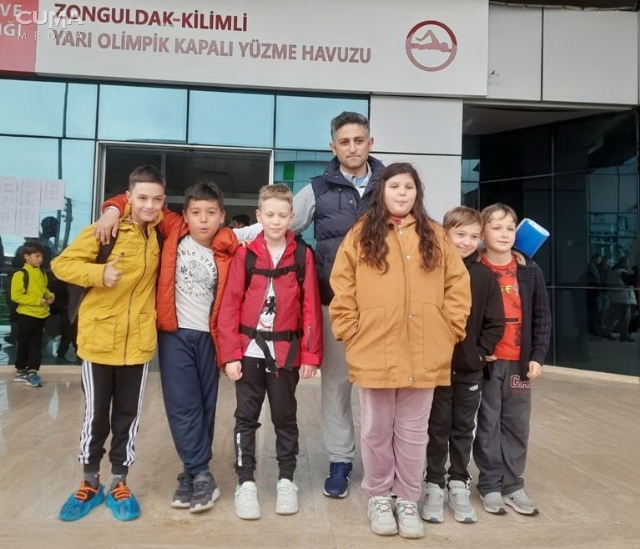 Yüzme yarışmasında Çaycuma'ya ödül yağmuru