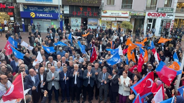 Recep Tayyip Erdoğan'ın seçim zaferini kutladılar