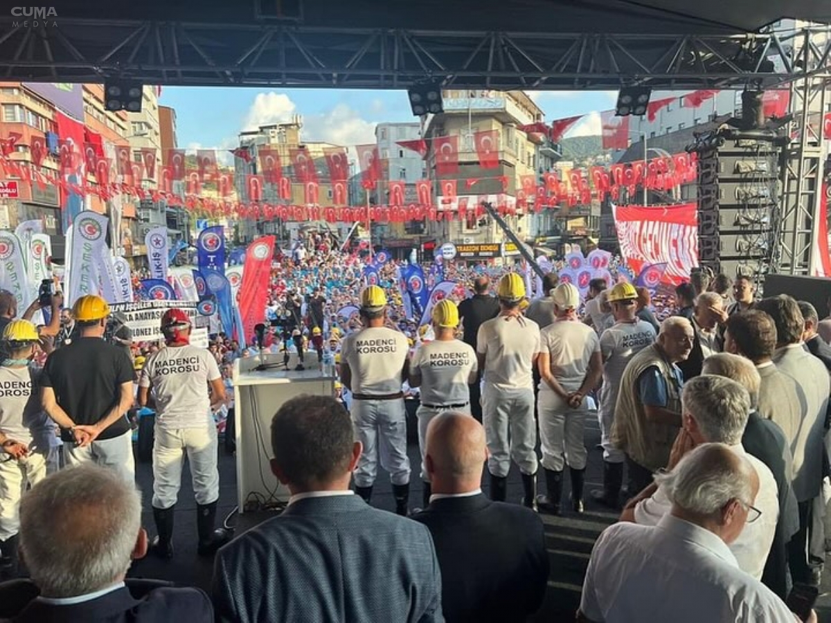 TÜRK-İŞ'ten ''Zordayız Geçinemiyoruz'' mitingi