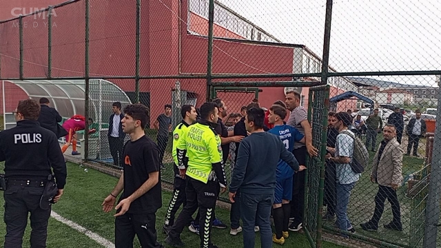 Amatör Maçta Olaylar Çıktı
