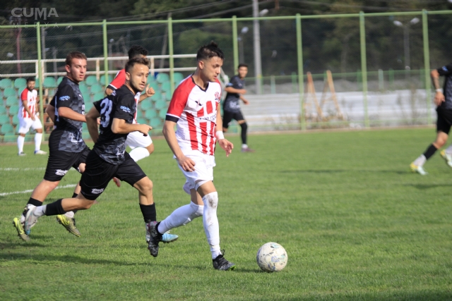 Devrek Belediyespor Çaycuma’yı farklı geçti